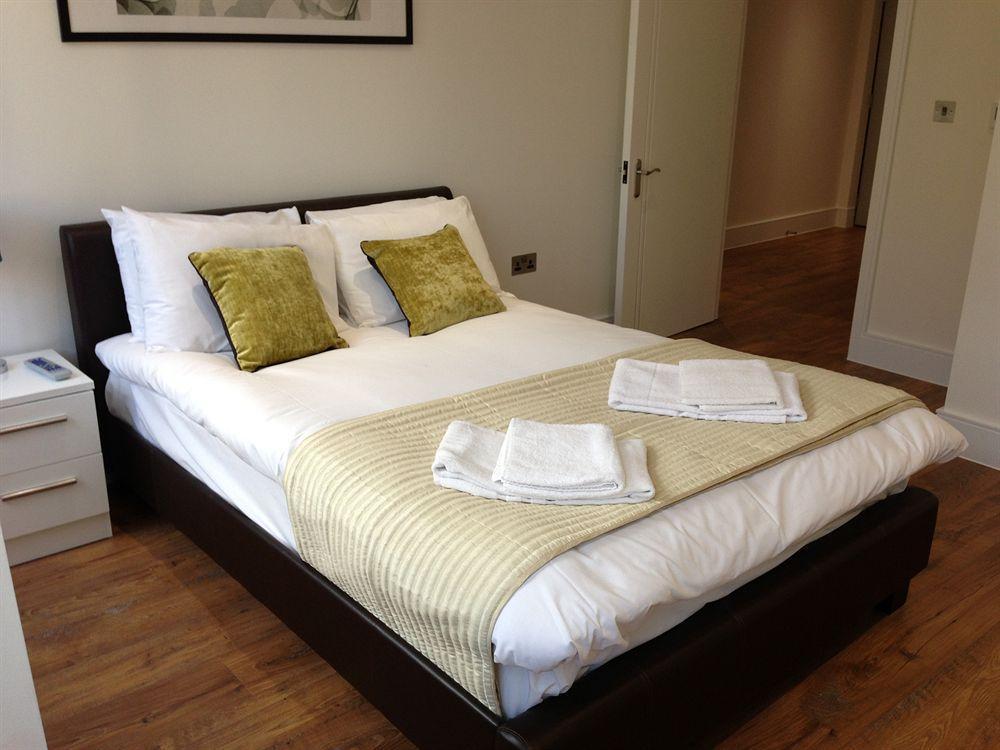 Max Serviced Apartments Commercial Road ลอนดอน ภายนอก รูปภาพ