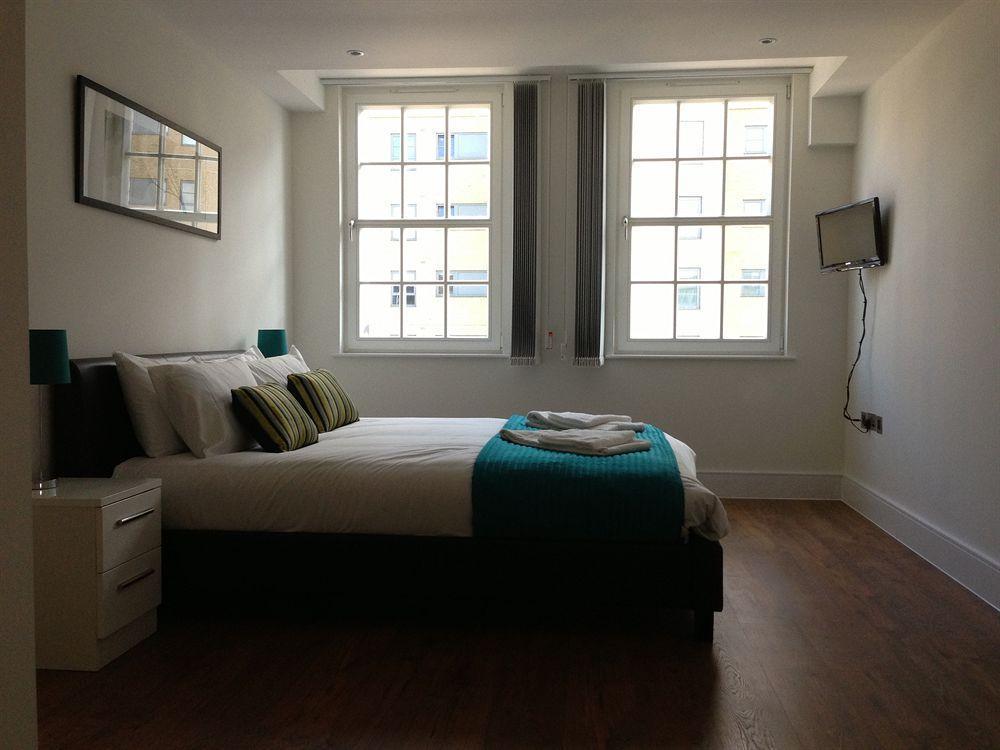 Max Serviced Apartments Commercial Road ลอนดอน ภายนอก รูปภาพ
